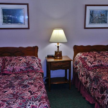 Colonial 900 Motel Хоуп Екстериор снимка